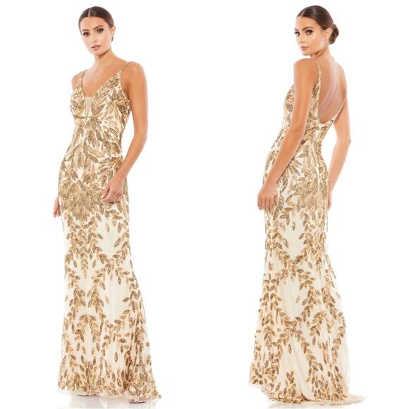 Mac Duggal Dresses & Skirts - Mac Duggal Embellished Leaf Sequin Maxi Gown in Nude Gold Size 6